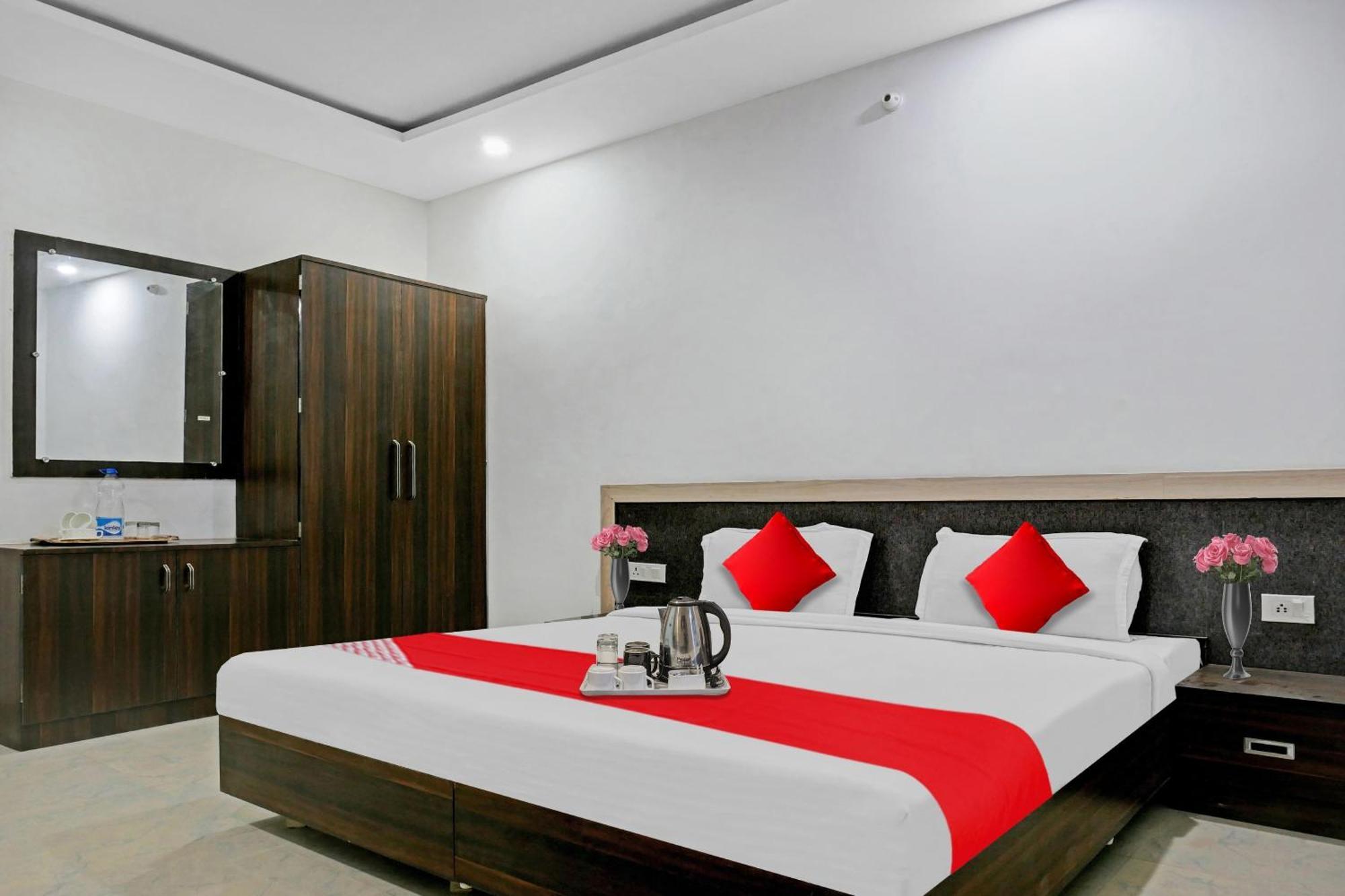 Hotel O Paradise Varanasi Exterior photo